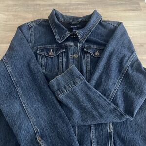 Bandolino Women's Denim Classic Jacket Button Front Chest & Hand Pockets Size LG